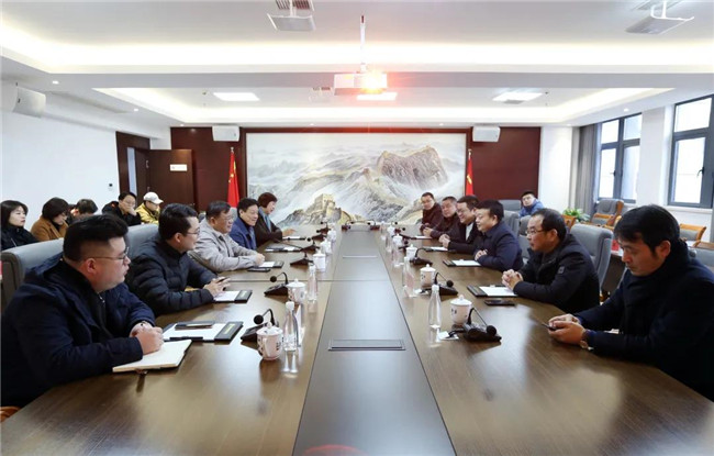 市國資委黨委書記、主任朱平生帶隊走訪慰問城投集團